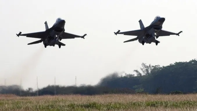 China-slams-U.S.-military-plane-flying-over-Taiwan
